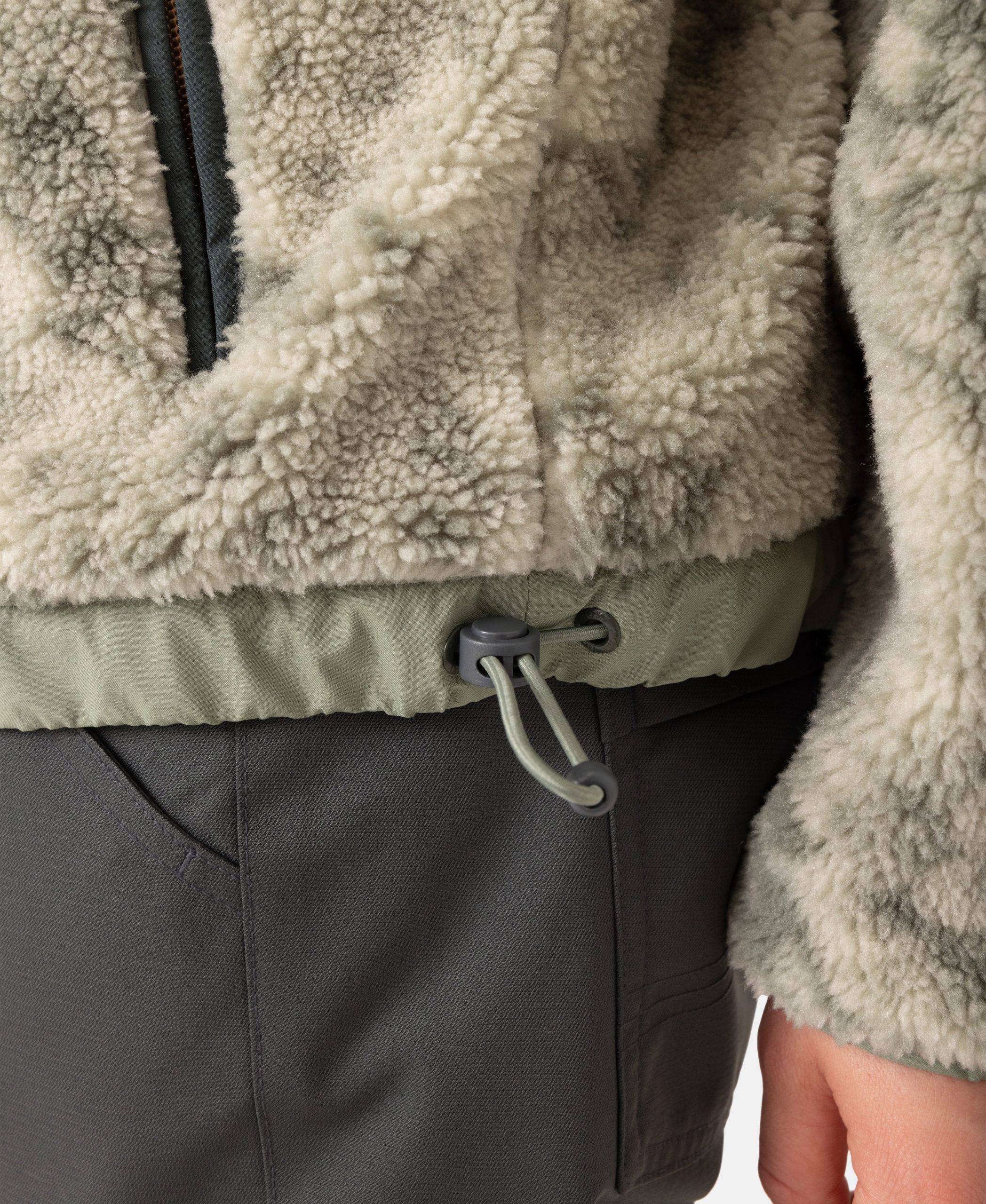 Everest Hooded Sherpa Jacket - Image 10