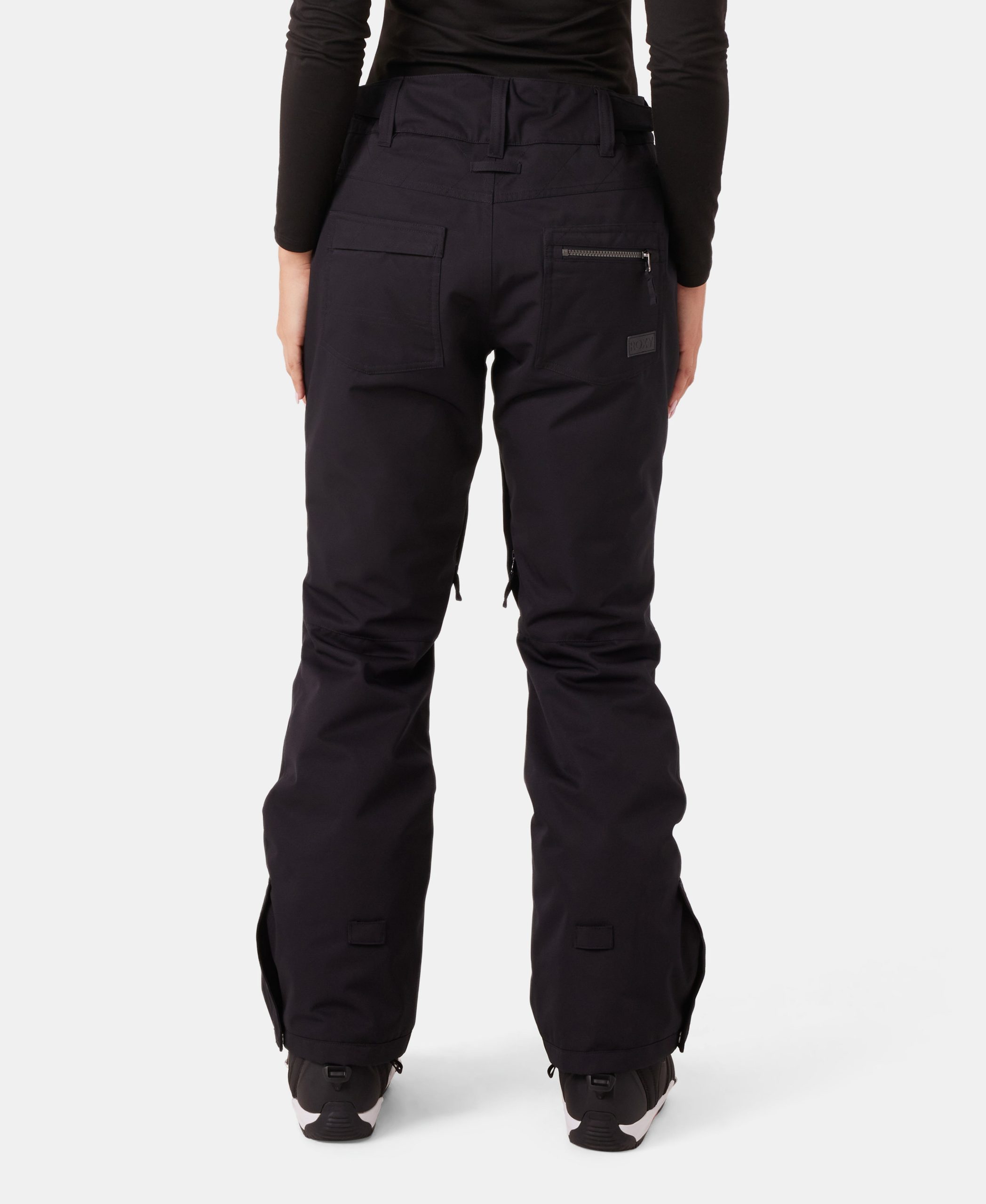 Nadia Pant - Image 2