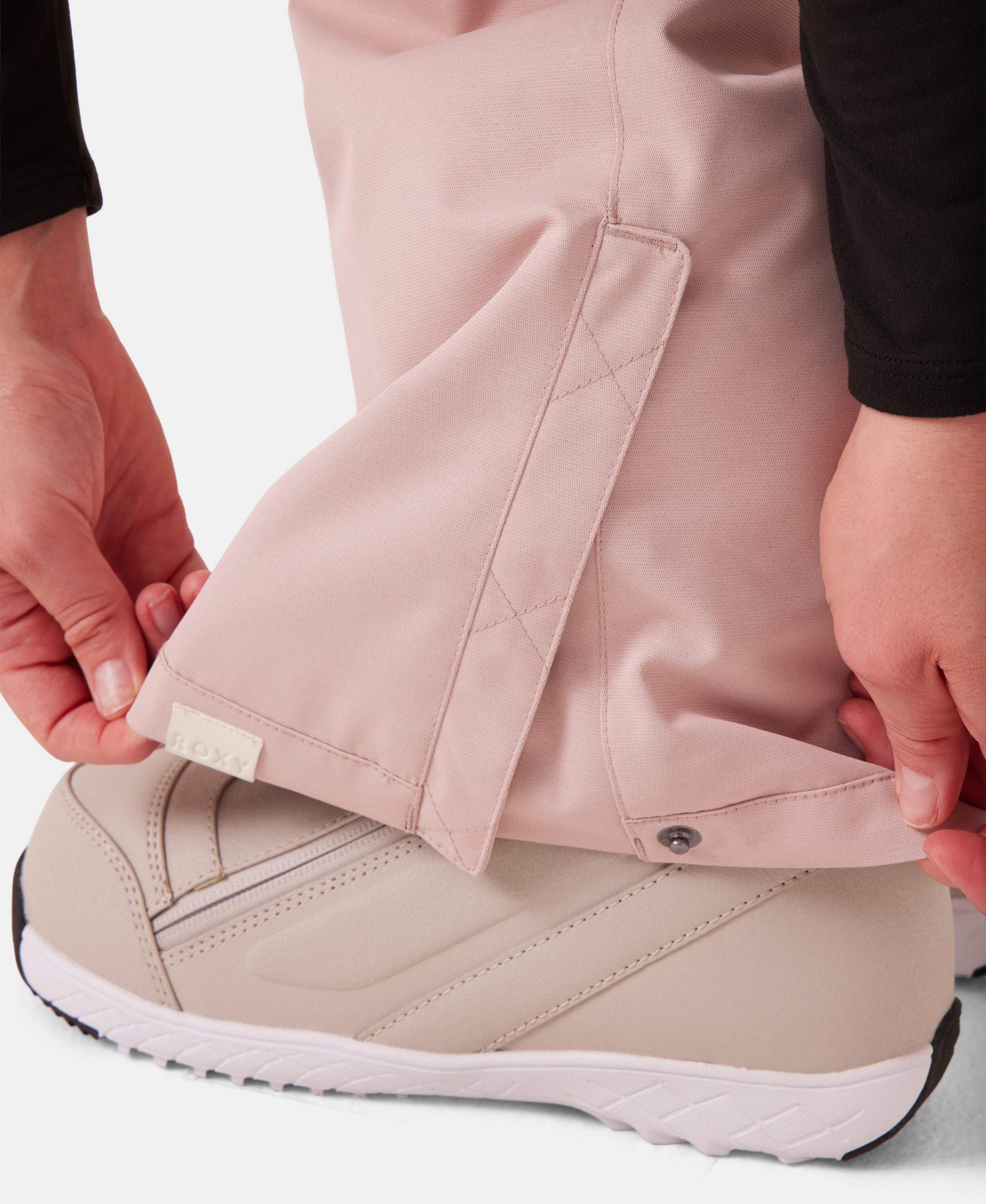Nadia Pant - Image 12