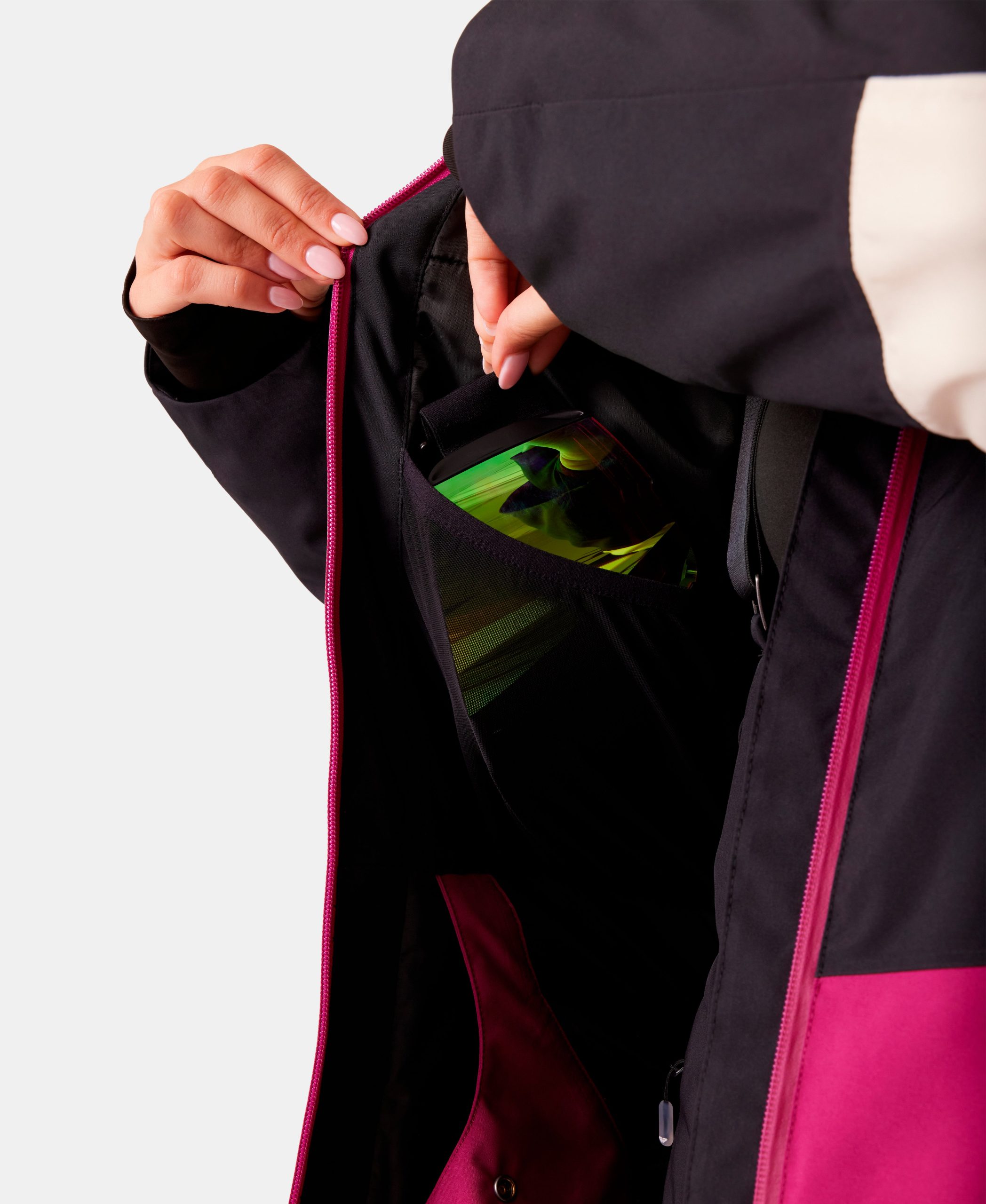 Peakside Jacket - Image 11