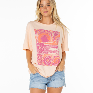 Beach Things Tee